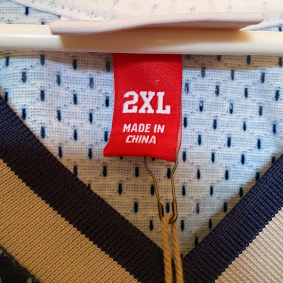 Allen Iverson Georgetown Gradient Mitchell & Ness Swingman Jersey | Size XL & 2X - Picture 7 of 9